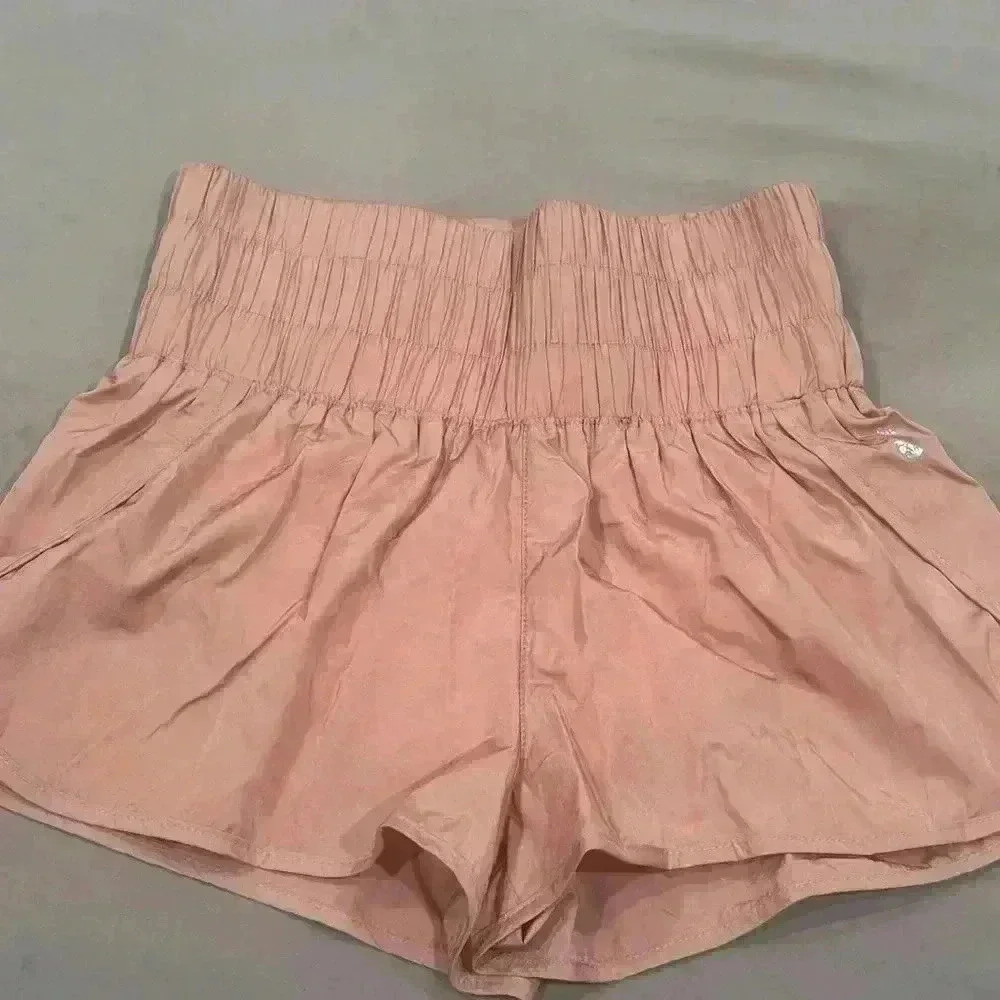 Free people shorts size M peach color
